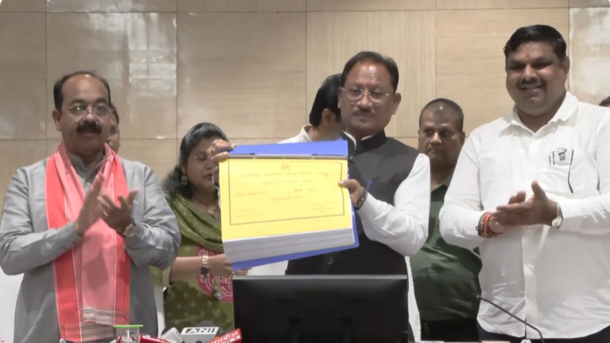 छत्तीसगढ़ बोर्ड रिजल्ट 2026: बढ़ा पास प्रतिशत, बेटियों ने फिर मारी बाजी