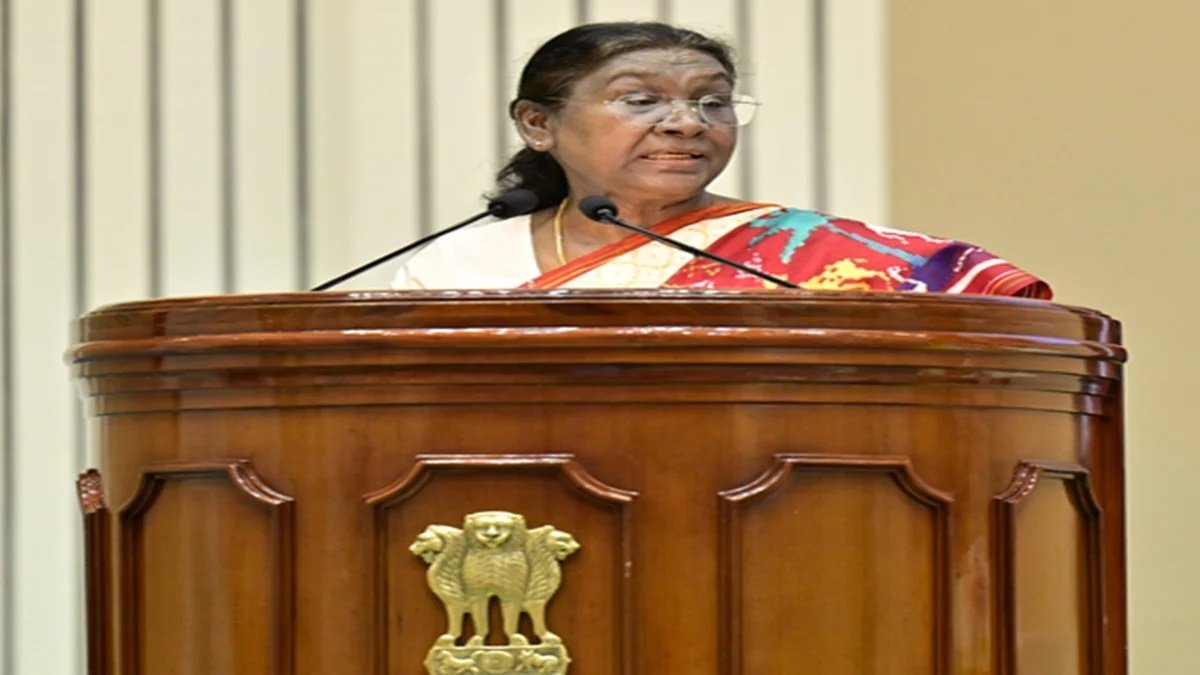 सुप्रीम कोर्ट में बढ़ेगी फैसलों की रफ्तार! राष्ट्रपति द्रौपदी मुर्मु ने बढ़ाई जजों की संख्या, न्याय व्यवस्था को मिलेगा बड़ा सहारा