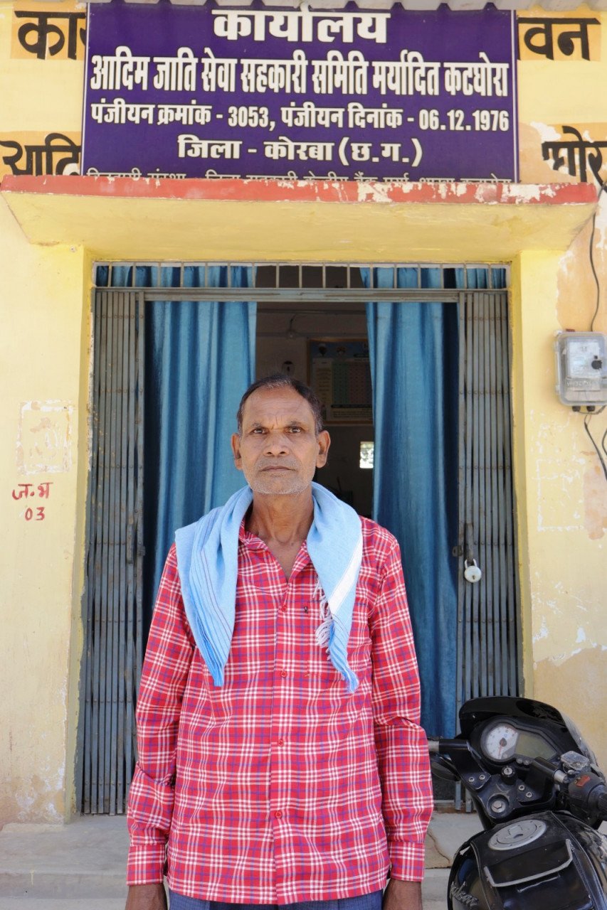 सुगम व्यवस्था और पर्याप्त उपलब्धता से किसान प्रसन्न