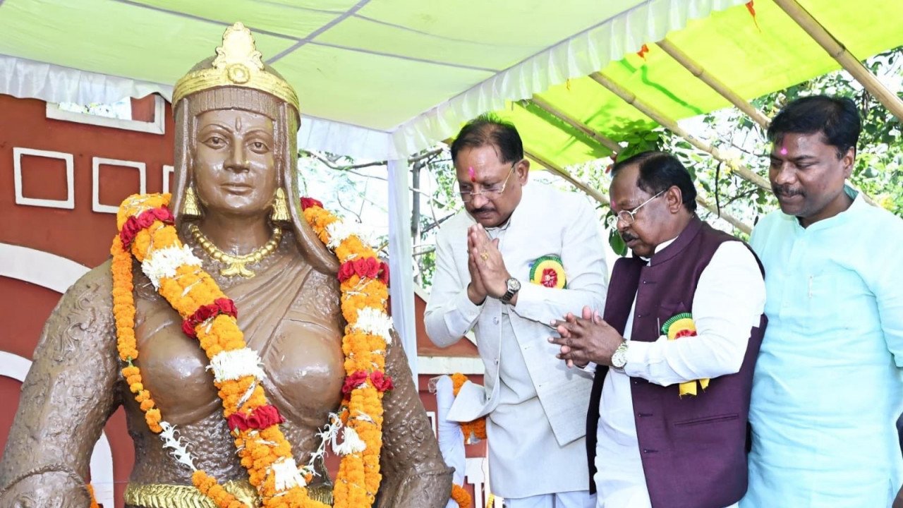 वीरांगना रानी दुर्गावती का शौर्य और बलिदान राष्ट्र की प्रेरणा का अमर स्रोत : मुख्यमंत्री श्री विष्णुदेव साय