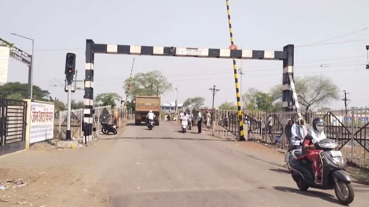 बालोद में आज रात से बंद रहेगा पाररास रेलवे फाटक, 11 घंटे तक चलेगा मेंटेनेंस कार्य
