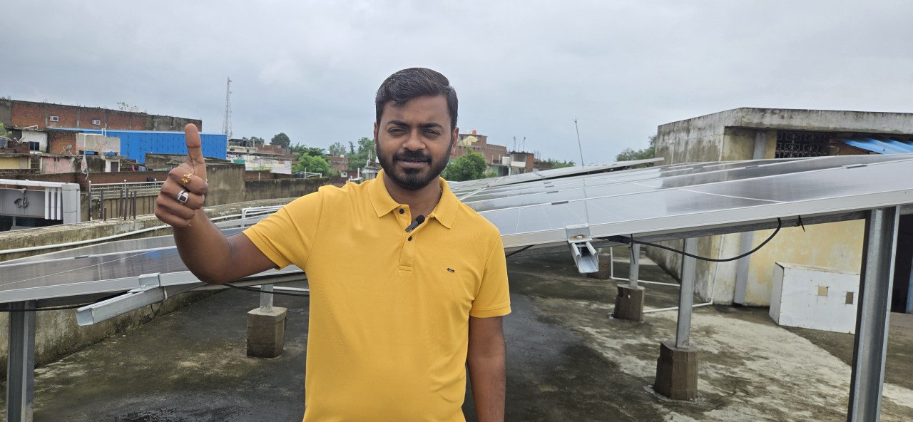 बिजली उपभोक्ता से बने ऊर्जा उत्पादक, पीएम सूर्य घर योजना ने बदली श्री यश अग्रवाल की सोच
