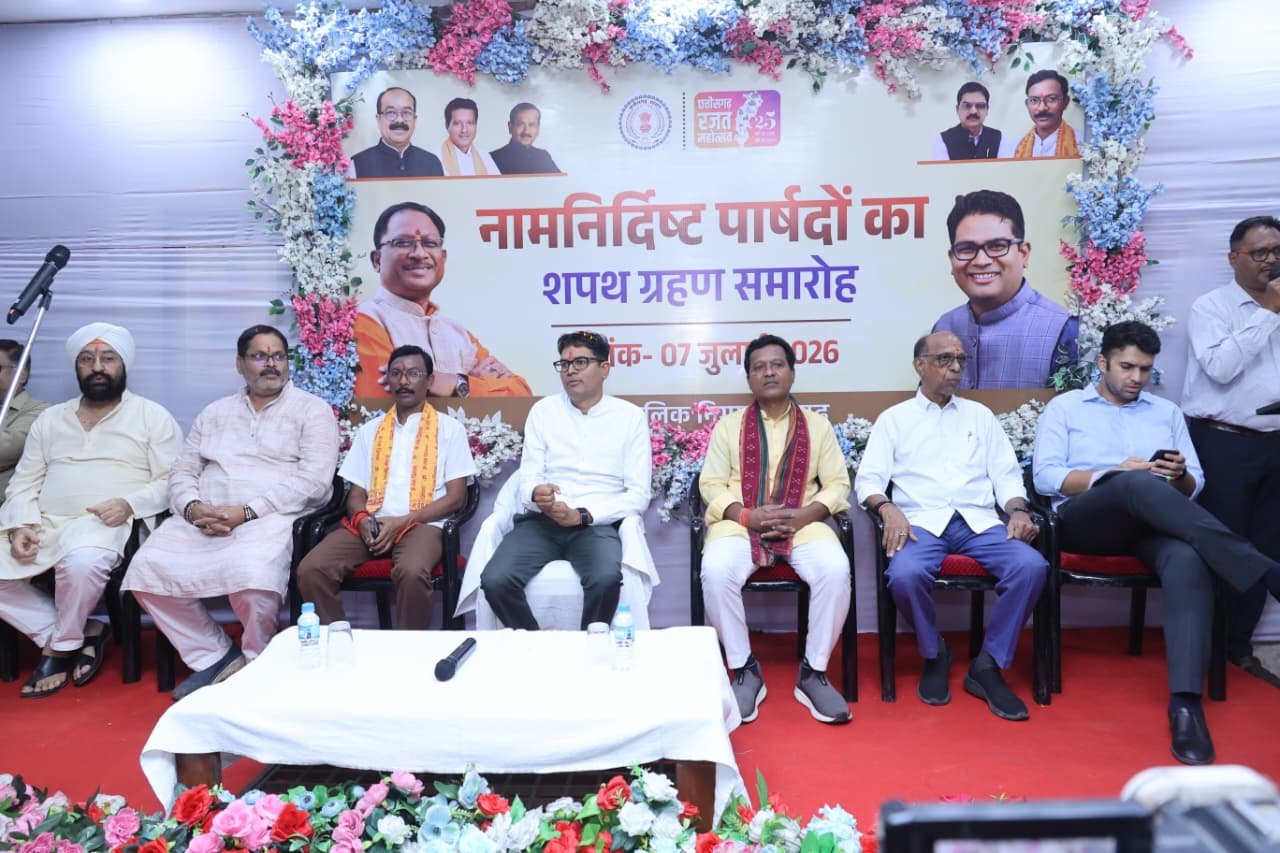 नामनिर्दिष्ट पार्षदों के शपथ ग्रहण समारोह में शामिल हुए वित्त मंत्री श्री ओपी चौधरी