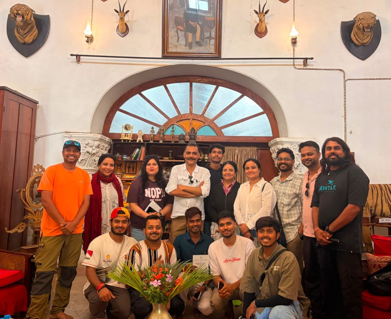 कांकेर पैलेस में हेरिटेज टूरिज्म को मिली नई दिशा, युवराज श्री जयप्रताप से छत्तीसगढ़ टूरिज्म बोर्ड की टीम और इंफ्लुएंसर्स की सार्थक चर्चा