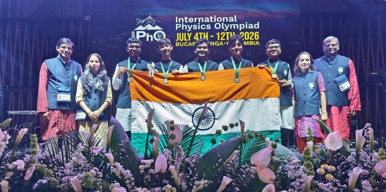 वित्त मंत्री श्री ओपी चौधरी ने अंतरराष्ट्रीय भौतिकी ओलंपियाड 2026 के स्वर्ण पदक विजेताओं को दी बधाई
