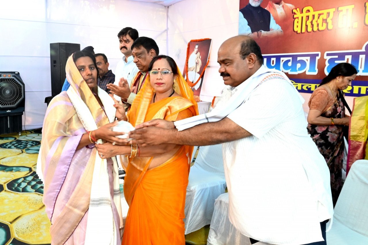 बैरिस्टर ठाकुर छेदीलाल स्मृति समारोह का हुआ शुभारंभ