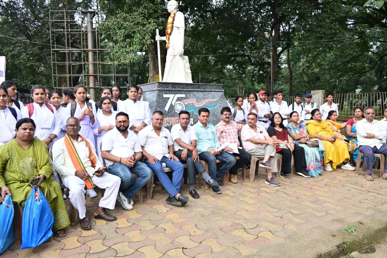 सेवा संकल्प अभियान के तहत नुक्कड़ नाटक और रंगोली से विद्यार्थियों ने दिया जागरूकता एवं राष्ट्र निर्माण का संदेश