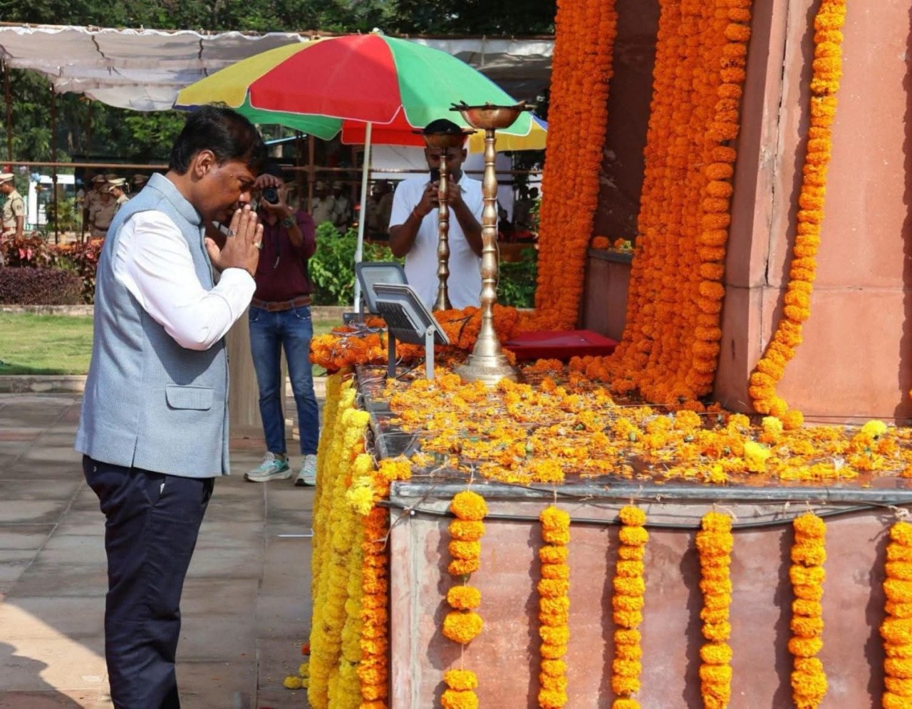 छत्तीसगढ़ में शांति और सुरक्षा के लिए वीर जवानों का बलिदान अविस्मरणीय- वन मंत्री श्री केदार कश्यप