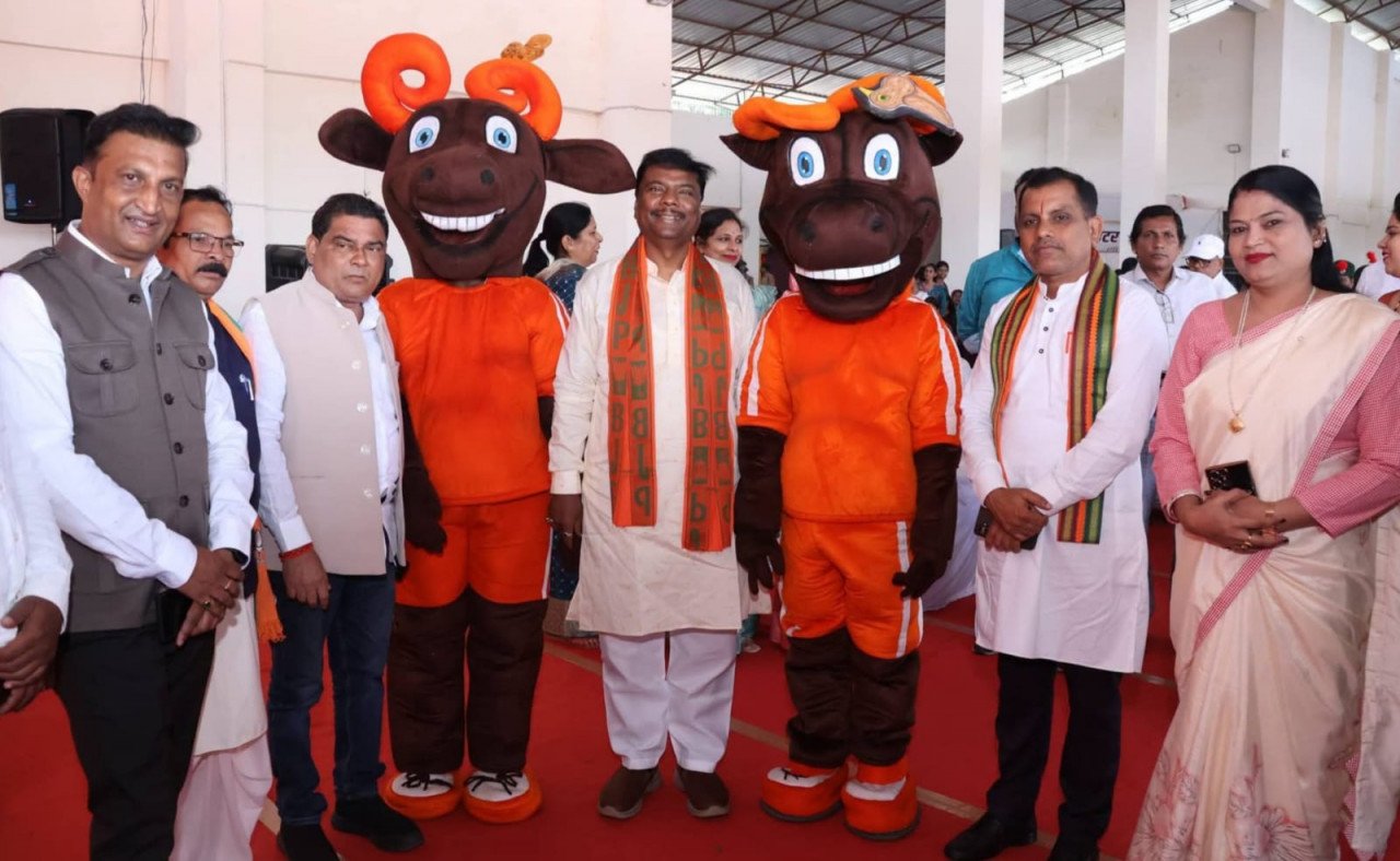 बस्तर ओलंपिक 2026 वन मंत्री श्री केदार कश्यप ने कराया पंजीयन, अधिकाधिक भागीदारी पर दिया जोर