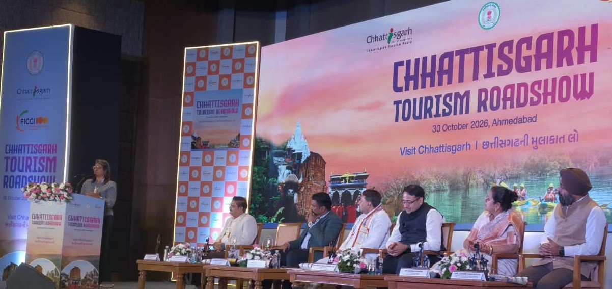 गुजरात में छत्तीसगढ़ पर्यटन की गूंज, अहमदाबाद रोड शो से पर्यटन और निवेश की नई संभावनाओं को मिला विस्तार