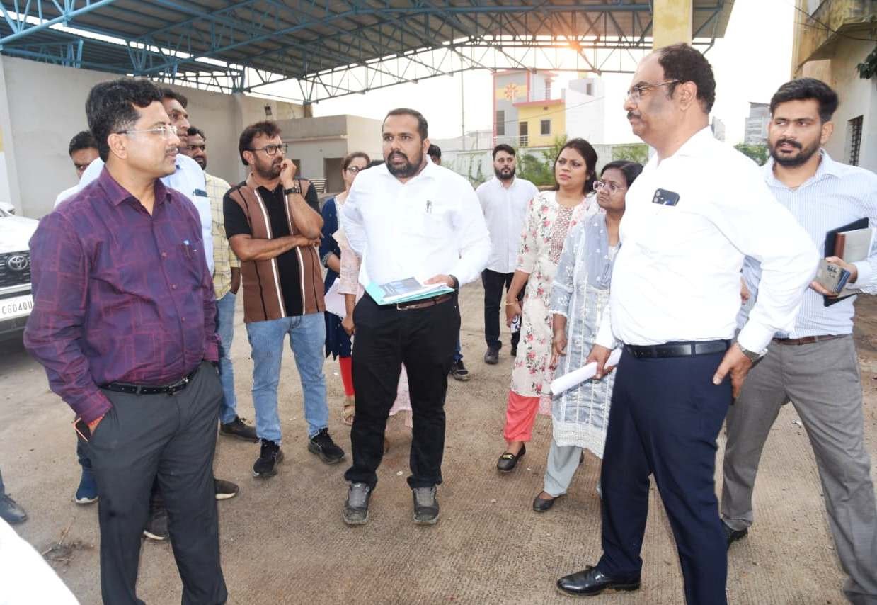 प्रमुख सचिव श्री सोनमणि बोरा ने एसटीपी प्लांट और पीएमई-बस डिपो का किया अवलोकन